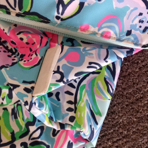 🆕 🐒HTF Lilly Pulitzer🐒 - Getaway Packable Tote - Picture 6 of 8
